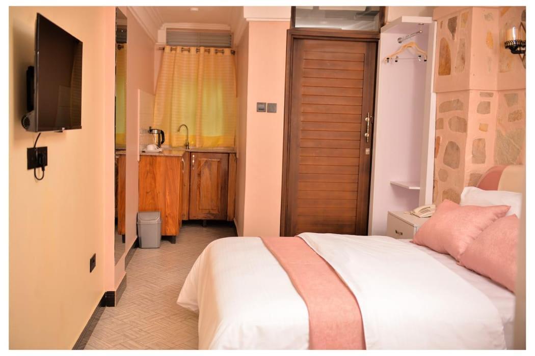 Hotel Ruby Haven Kampala Exteriér fotografie